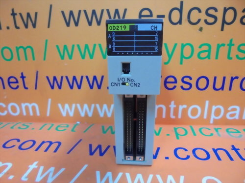 OMRON OUTPUT UNIT C200H-OD219