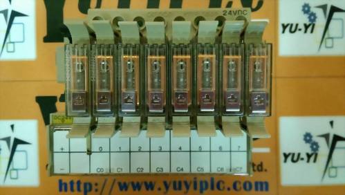 OMRON P7TF-OS08 24VDC RELAY 8POS I/O MODULE