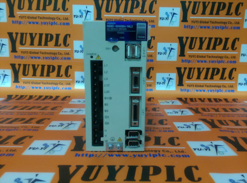 OMRON R88D-WN08H-ML2 AC SERVO DRIVER