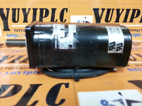 OMRON R88M-U10030LA AC SERVO MOTOR