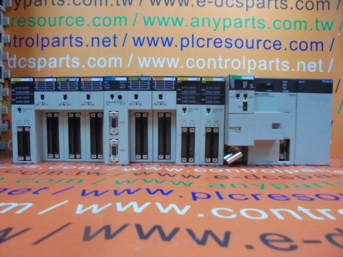 OMRON SYSMAC PROGRAMMBLE CONTROLLER C200HX-CPU64 SETS