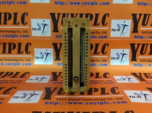 SIEMENS 6ES5 482-8MA13 SIMATIC S5 BUSMODULE