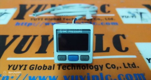 SMC ISE30A-01-C DIGITAL PRESSURE SWITCH