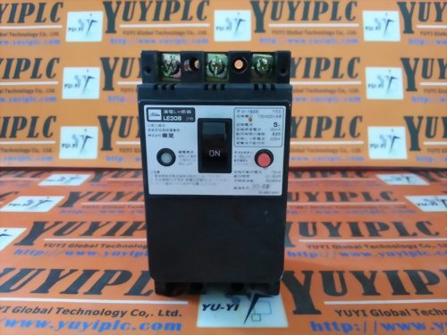 TOSHIBA LE30B 3 POLE 5A 100-200V BREAKER