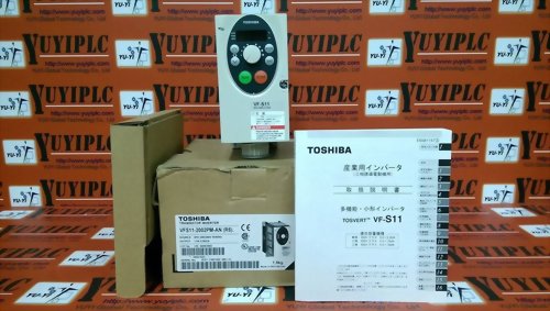 TOSHIBA TRANSISTOR INVERTER VFS11-2002PM-AN(R5)