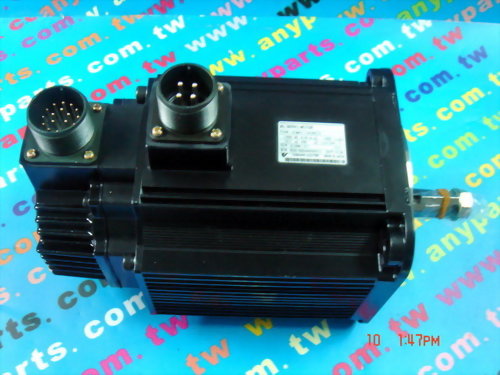YASKAWA AC SERVO MOTOR SGMG-13ASRCS 1300W 10.7A 200V