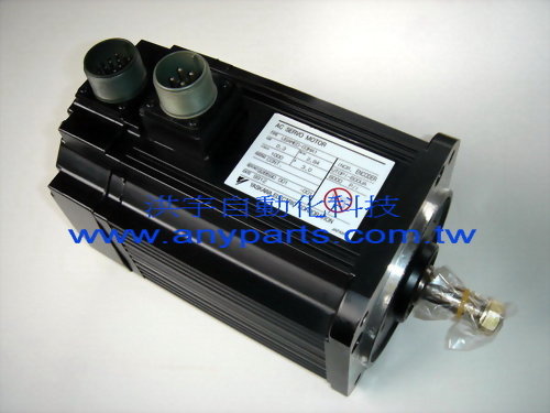 YASKAWA AC SERVO MOTOR USAMED-03MA1 0.3kW 3.0A / ENCODER UTOPI-600UA