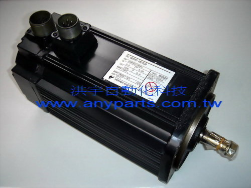 YASKAWA AC SERVO MOTOR USAMED-06MA1 0.6kW 5.8A / ENCODER UTOPI-600UA