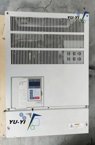 YASKAWA CIMR-F7A2075 INVERTER W/ JVOP-161