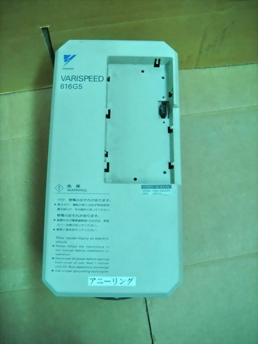 YASKAWA CIMR-G5A20P4 INPUT:AC 3PHASE 200-220V 50Hz