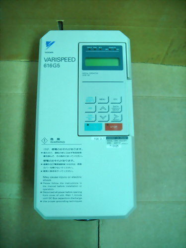 YASKAWA CIMR-G5A23P7 INPUT:AC 3PHASE 200-230V 50Hz