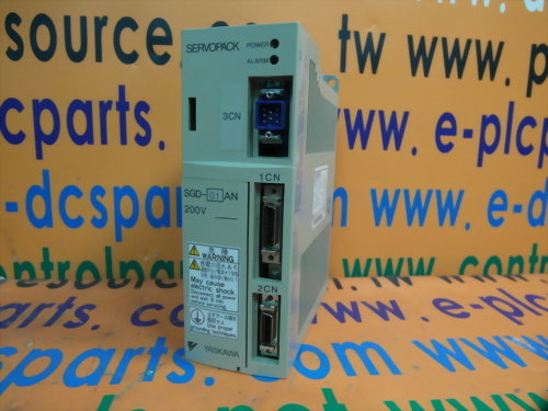 YASKAWA SGD-01AN SERVOPACK AC MOTOR CONTROLLER