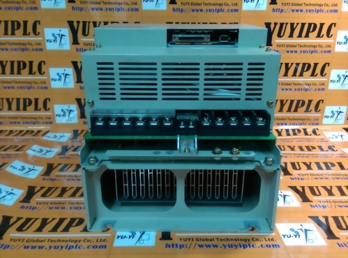 YASKAWA SGDH-75DE SERVO DRIVES