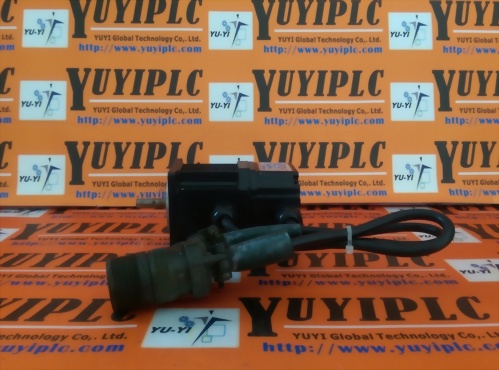 YASKAWA USAREM-A5CE2K AC Servo Motor