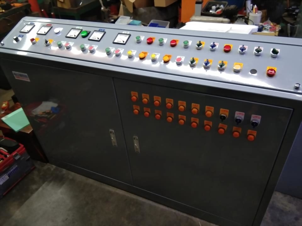 整廠控制箱線配置