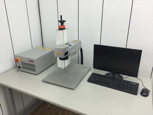 光纖雷射雕刻機