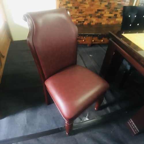 皮製單人餐椅