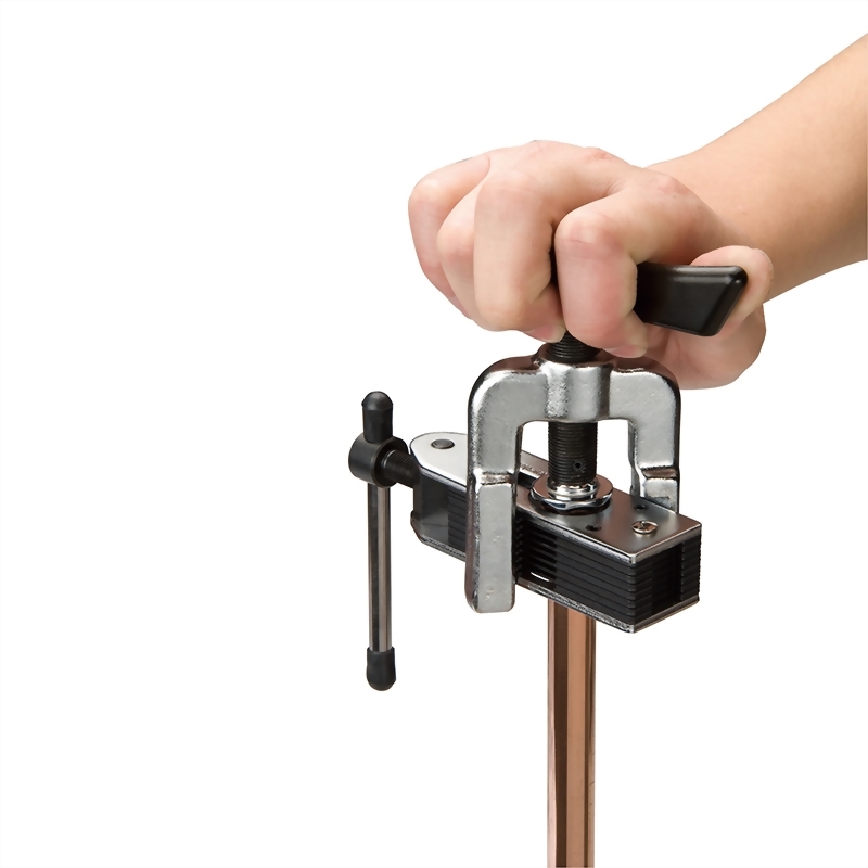 ADJUSTABLE OPENING AND HOLDING FLARING TOOL SET