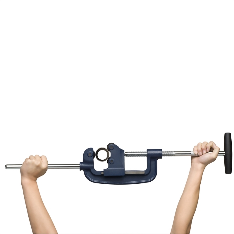 PIPE CUTTER