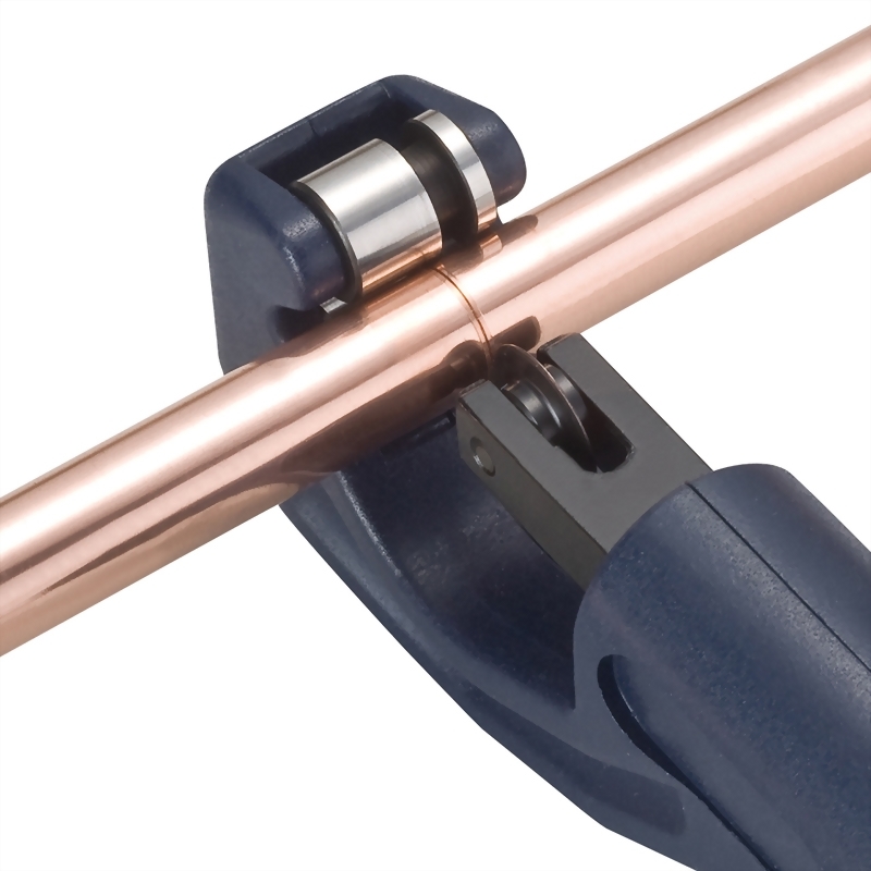 TELESCOPIC TUBE CUTTER