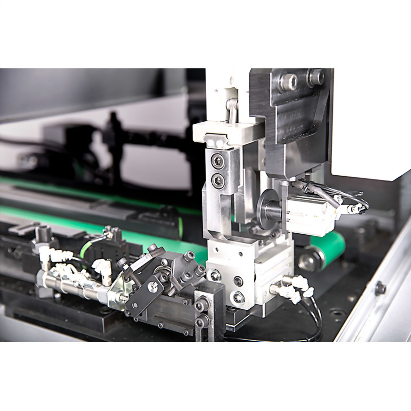 Compact CNC Lathe for Automatic Machining-UT-100