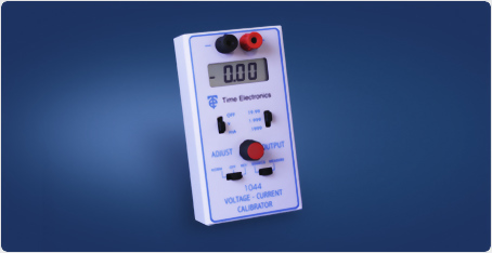手持式電流和電壓校正器