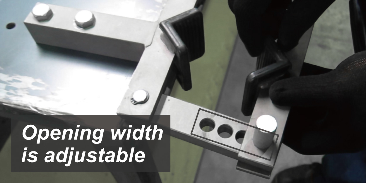 vise with a flexible opening