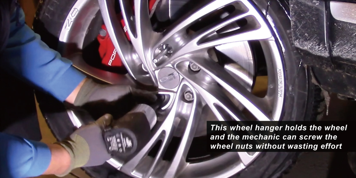 Wheel hanger for M14 x 1.50 wheel bolts