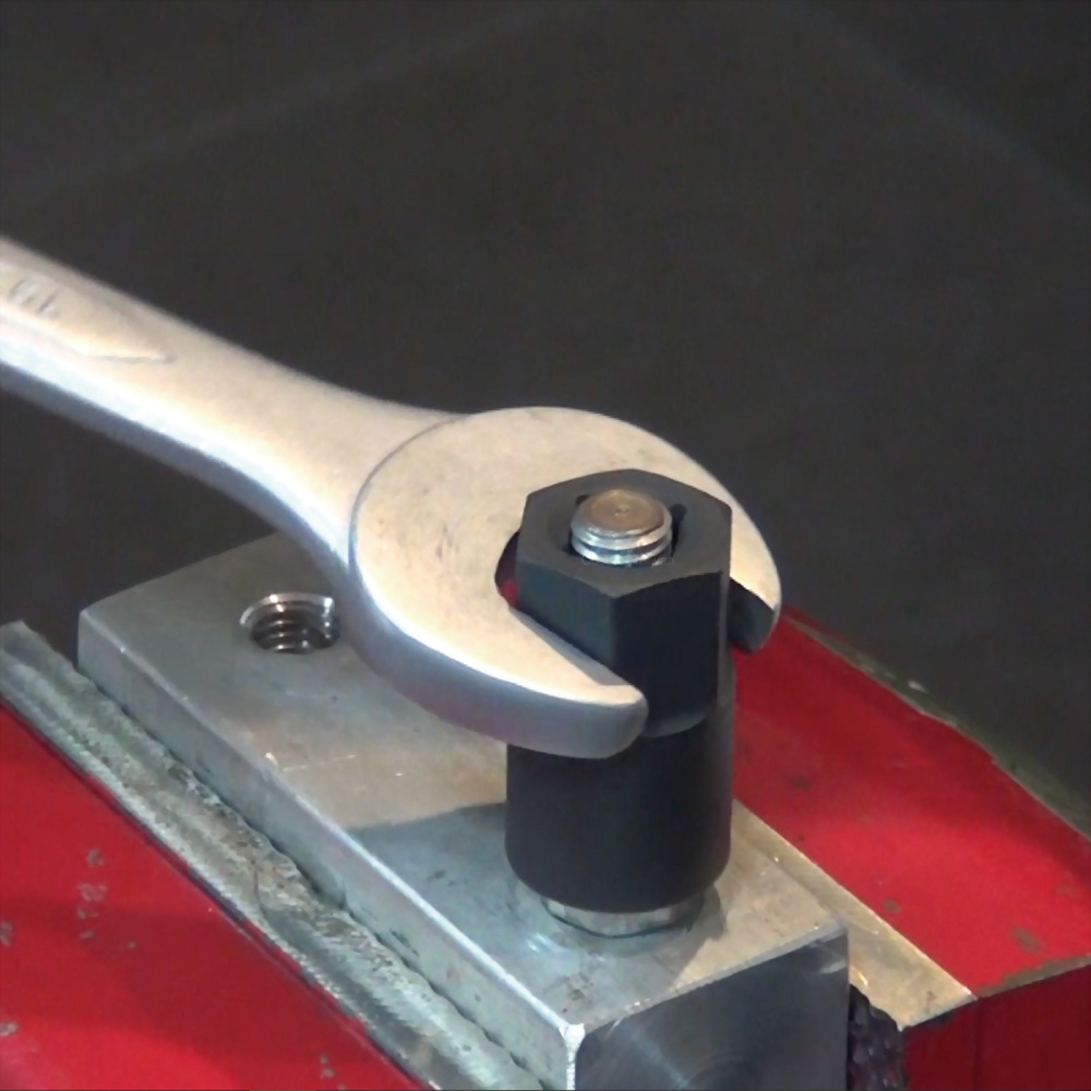 Passage wrench socket