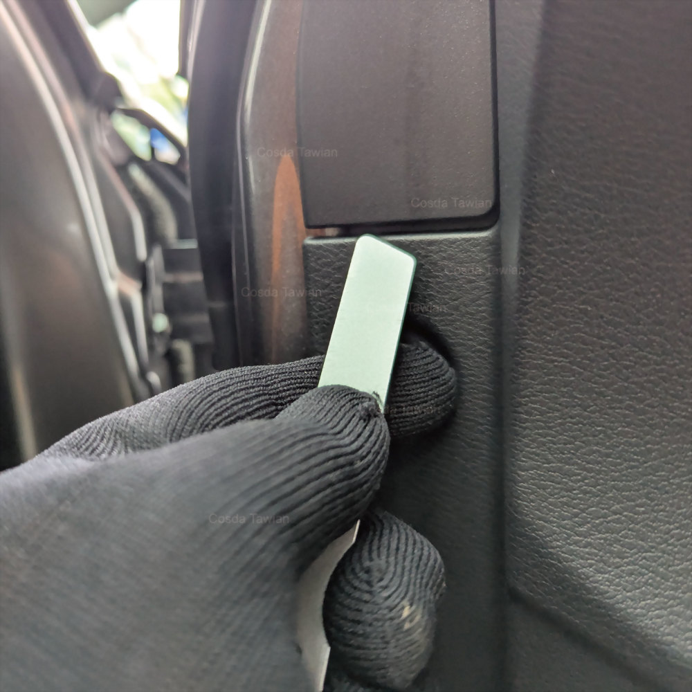Trim Removal Pry Bar with an Angled Edge