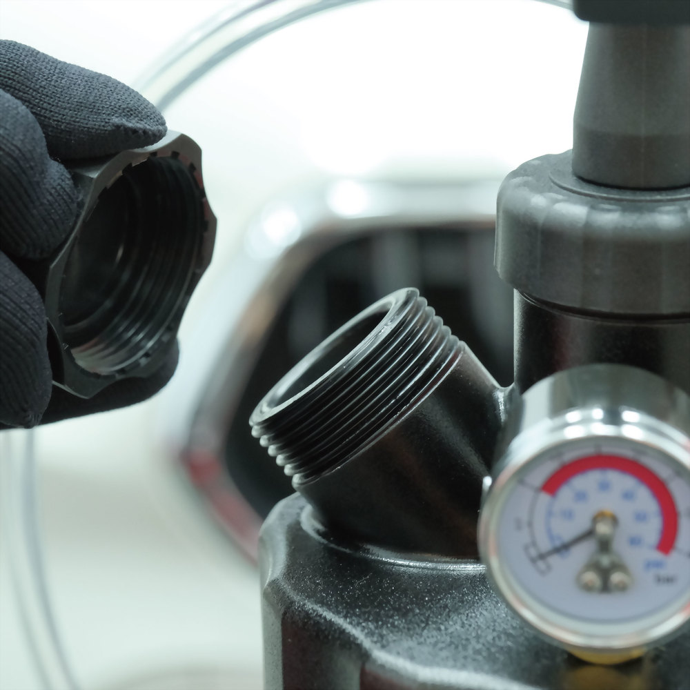pressure style to change brake fluid