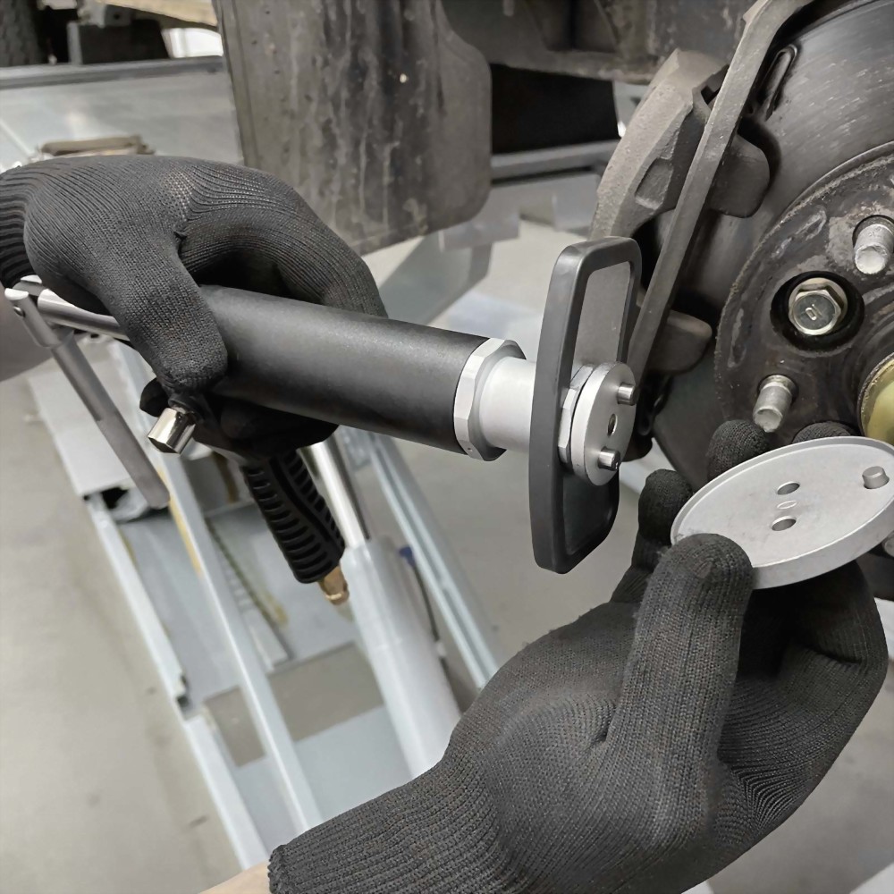 Air Powered Brake Caliper Piston Wind Back Tool