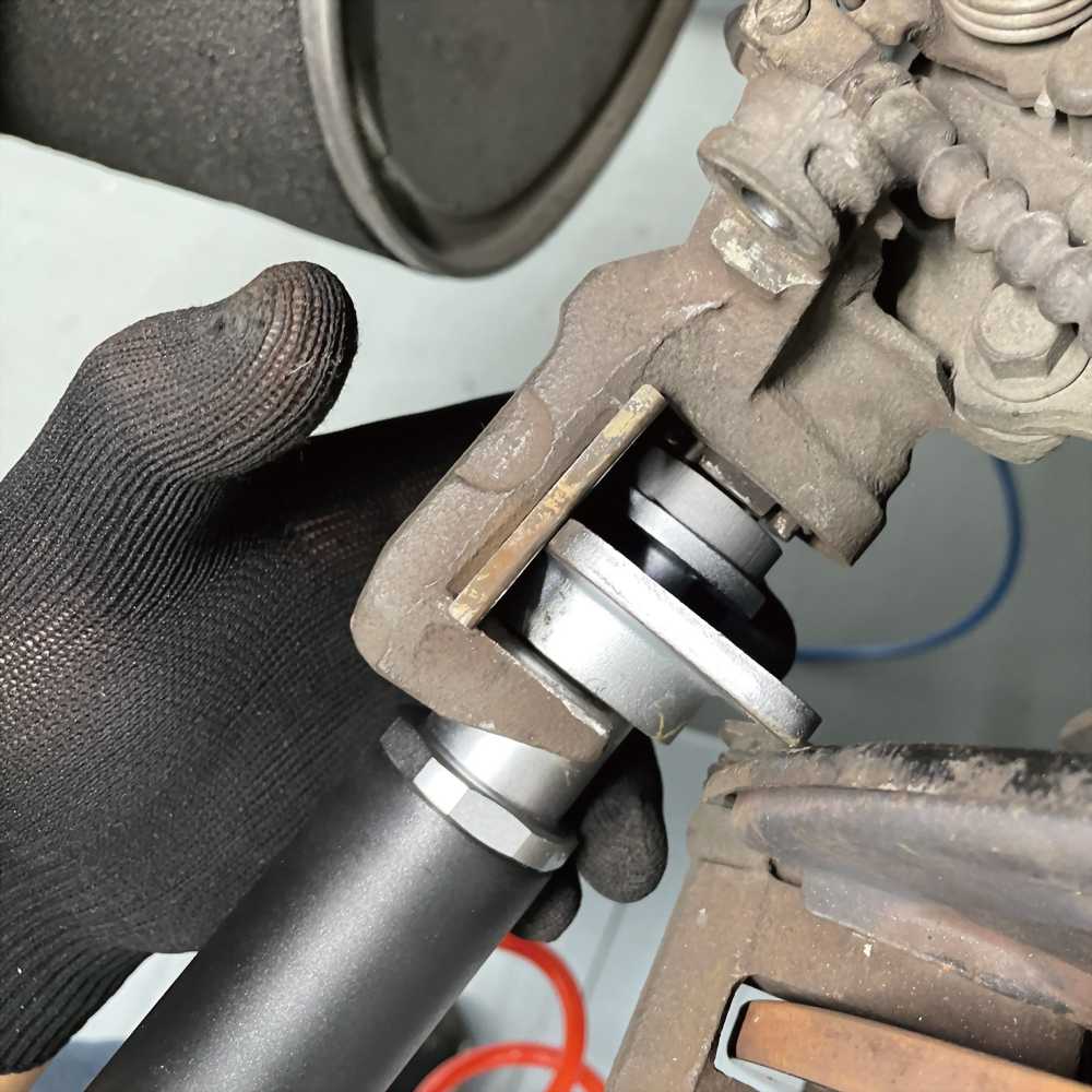 car tool manufacturer for B2B business category