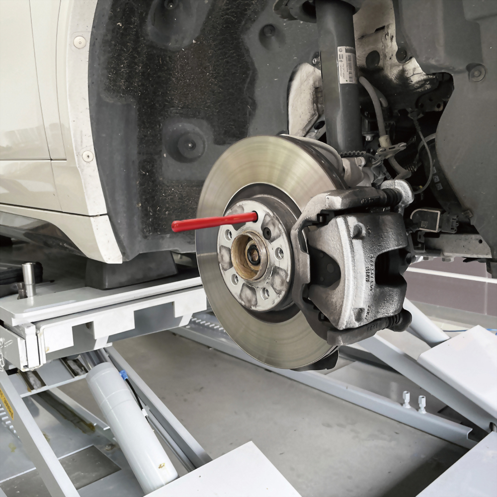 Mercedes Benz tire hanging tool heavy wheel tire service shop tool