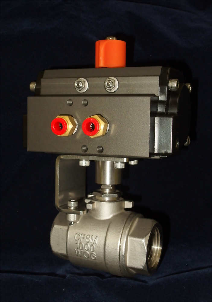 Two Piece Ball Valve-Threaded End with acuator
