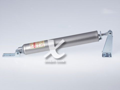 Pneumatic door return