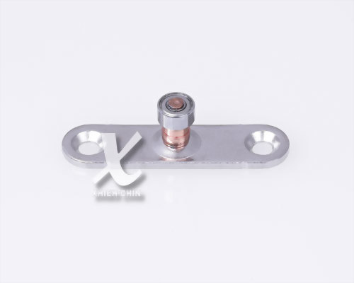 HANGING DOOR MECHANISM