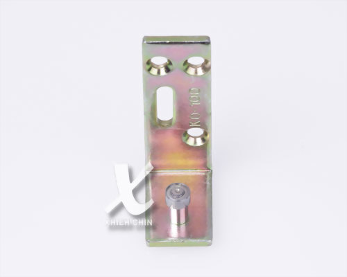 HANGING DOOR MECHANISM