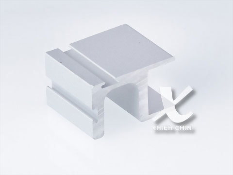 Snap-in aluminum handle