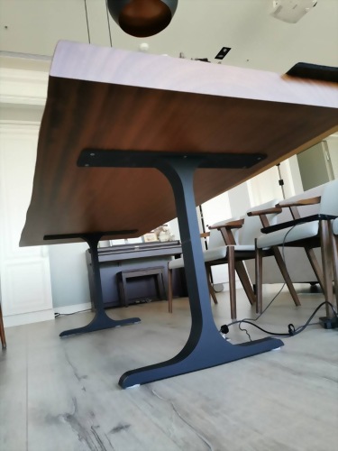 Customized table legs