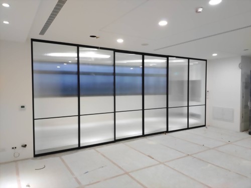 辦公大樓隔間門案