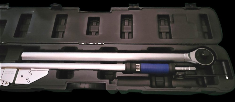 BREAKBACK TORQUE WRENCH