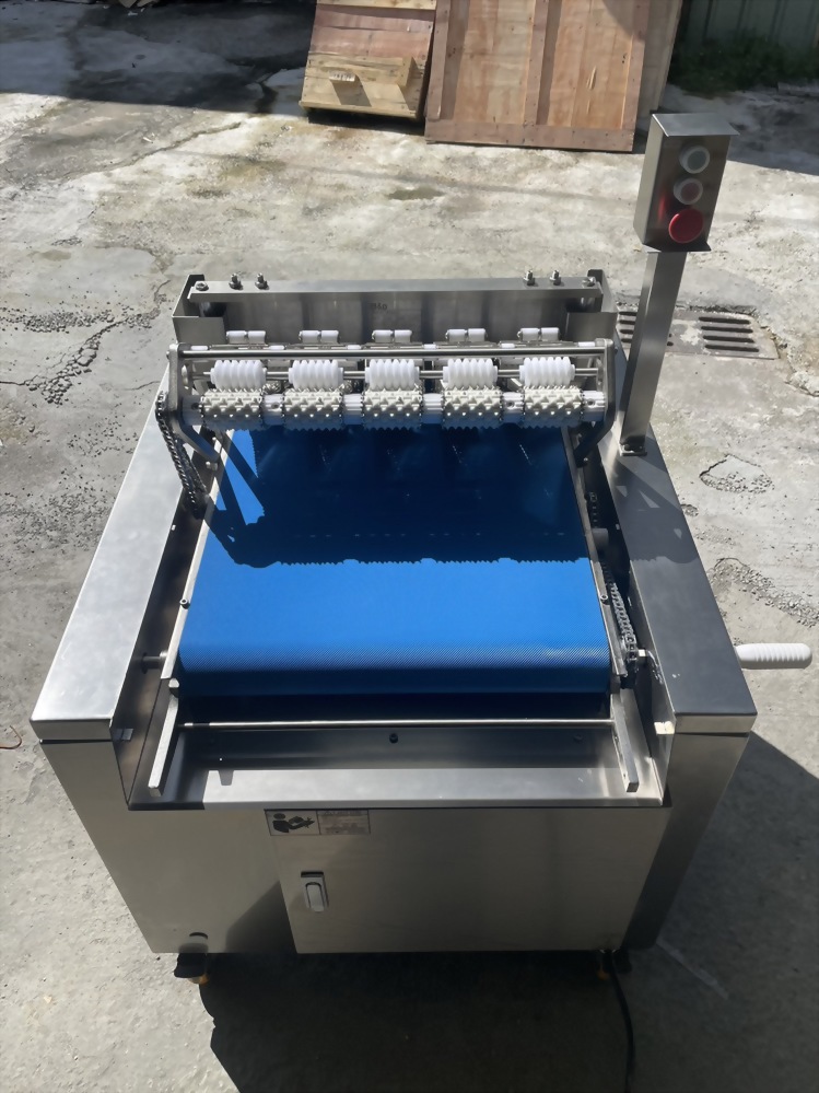 冷凍帶骨切丁機