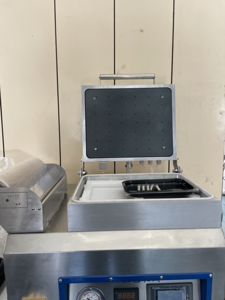 承益機械 - 貼體包裝機桌上型