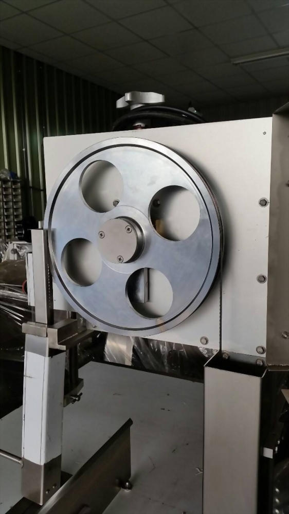 全新350型高速鋸台