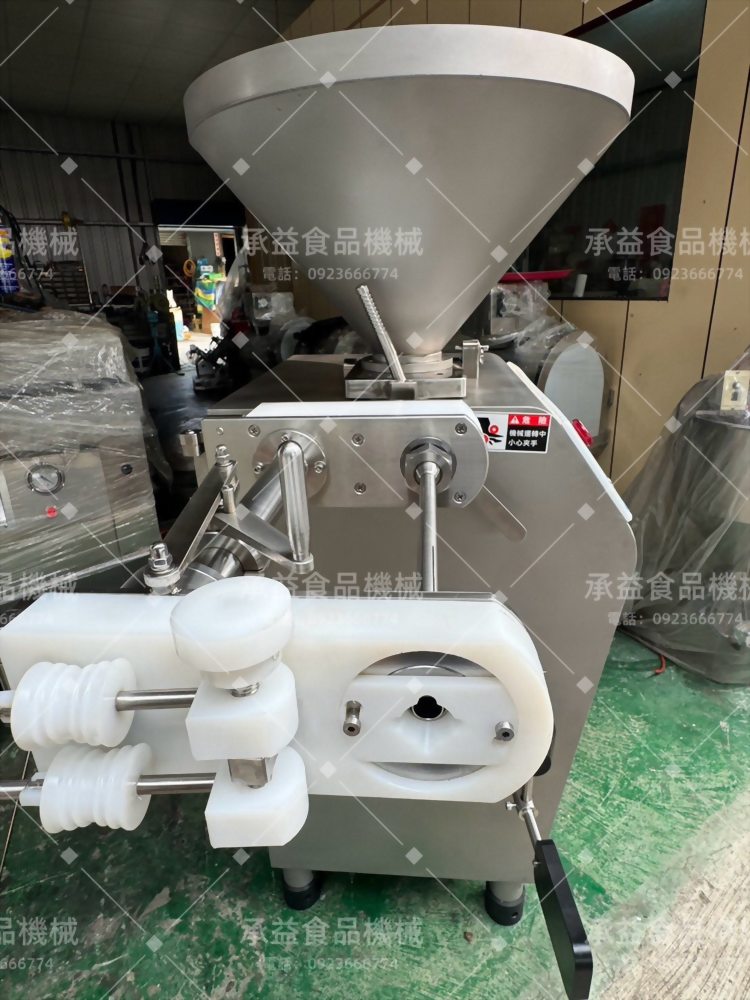 CY-1800型葉片式真空定量灌裝機