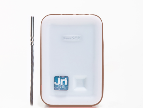 Wireless high accuracy temperature data logger