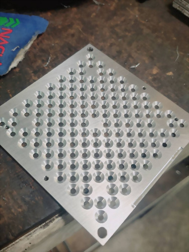 CNC銑床精密加工