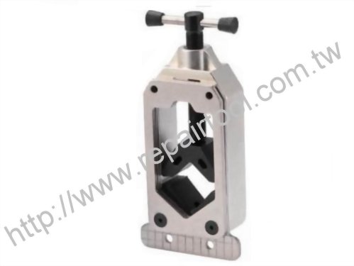 Oversized Adjustable Saw Guide