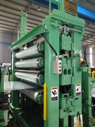 Línea de corte longitudinal de 4.0 mmt - Brida de cinturón y torreta para herramientas de corte longitudinal